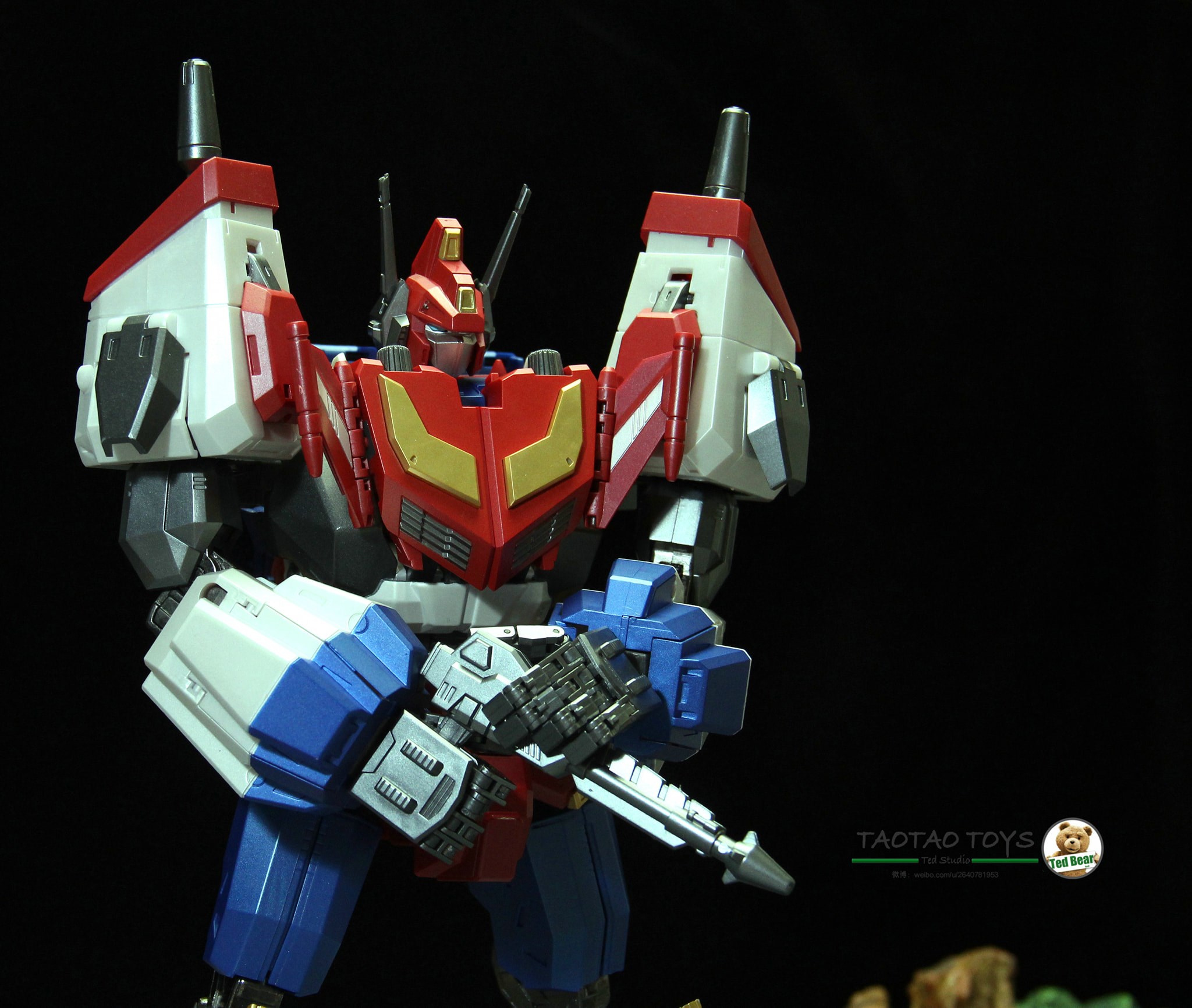 Iron Trans IR-V01 Star Blade In-Hand Images of MP-Scale